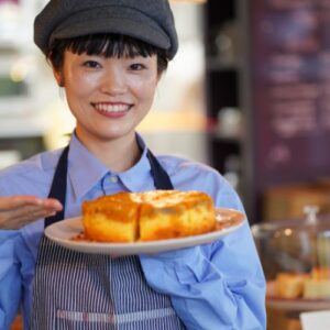 食品衛生責任者とは？お菓子販売に必要な資格です