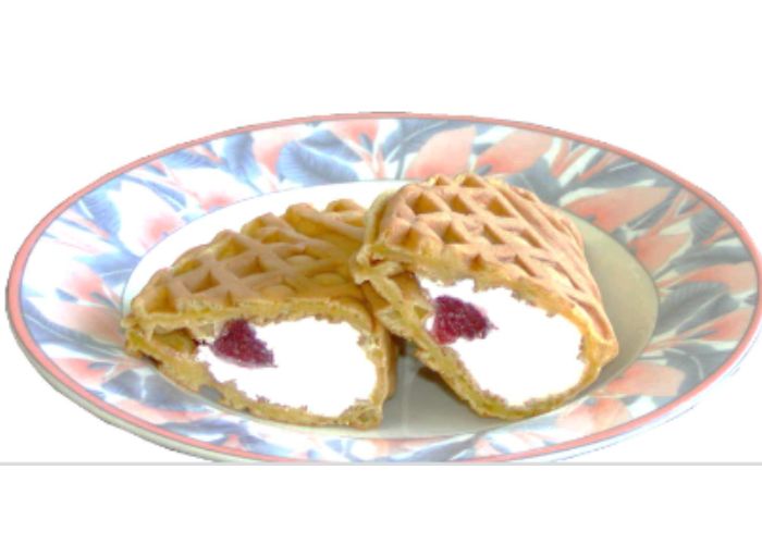 アメリカンワッフル イチゴ&ホイップ